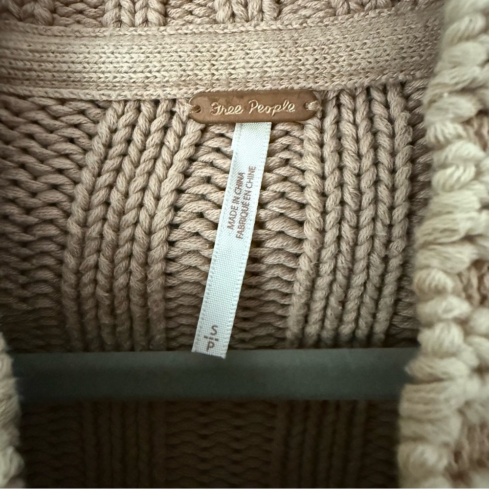 Free People Chunky Slouchy Knit Taupe Mock Neck Cozy Sweater Small Boho Bohemian - Picture 4 of 5